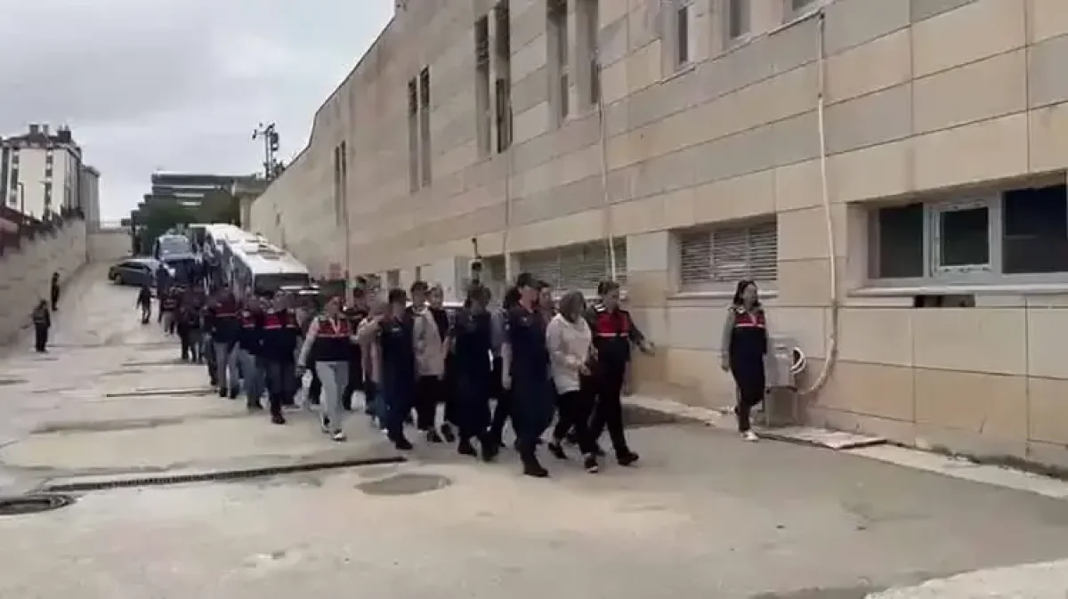 Yoğun Bakım Usulsüzlüğü Operasyonunda 19 Şüpheli Adliyede                                                                                                                                                                                                      