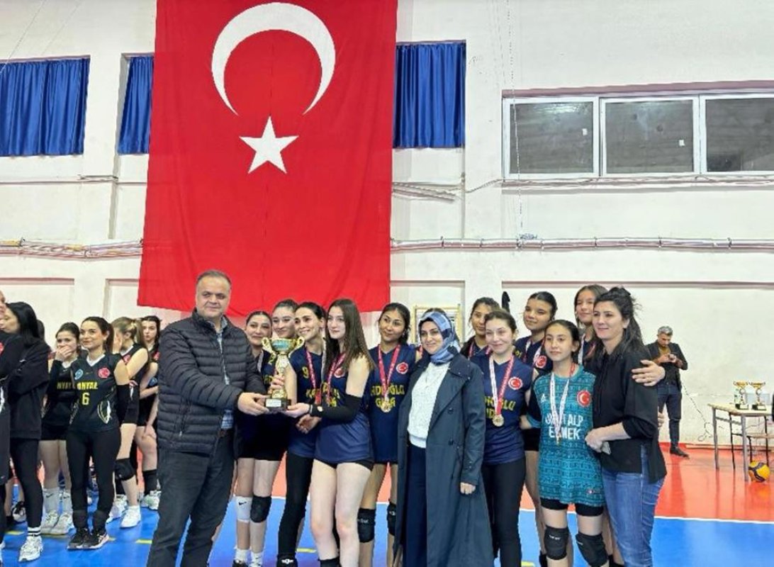 Mersin’in Mut İlçesinde Voleybol Turnuvası