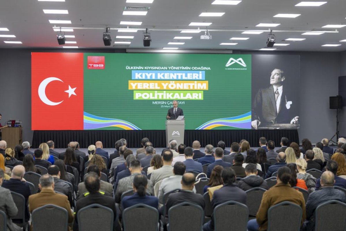 Başkan Seçer, Kıyı Kentleri Çalıştayına Katıldı