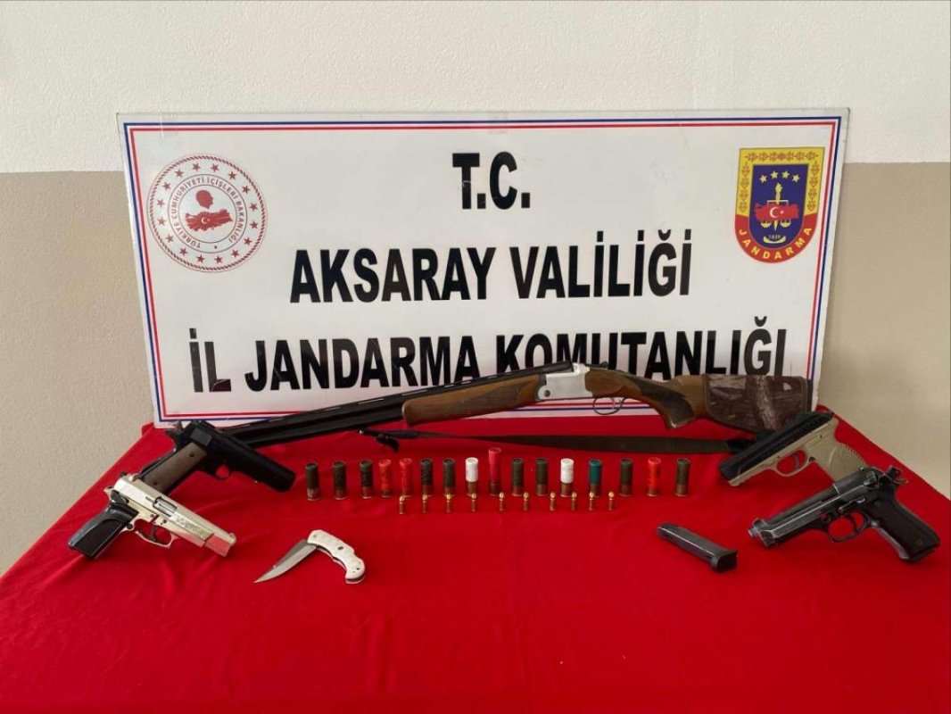 Aksaray'da Jandarmadan Kaçak Silah Operasyonu