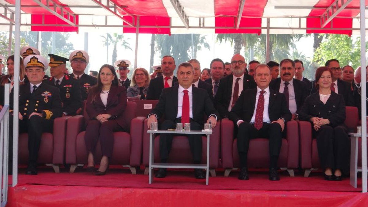 Mersin'de 23 Nisan Coşkuyla Kutlandı
