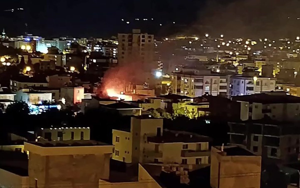 Mersin'de Ev Yangını