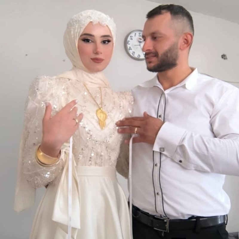 Bugün Düğünleri Olacak Çift Evlerinde Ölü Bulundu