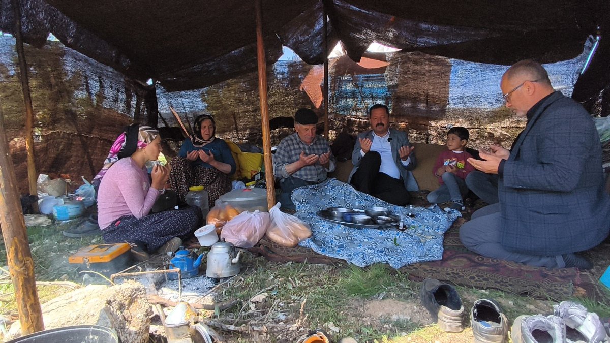 Toroslar'da Yörük Göçü Başladı: Sarıkeçililer Yayla Yolunda