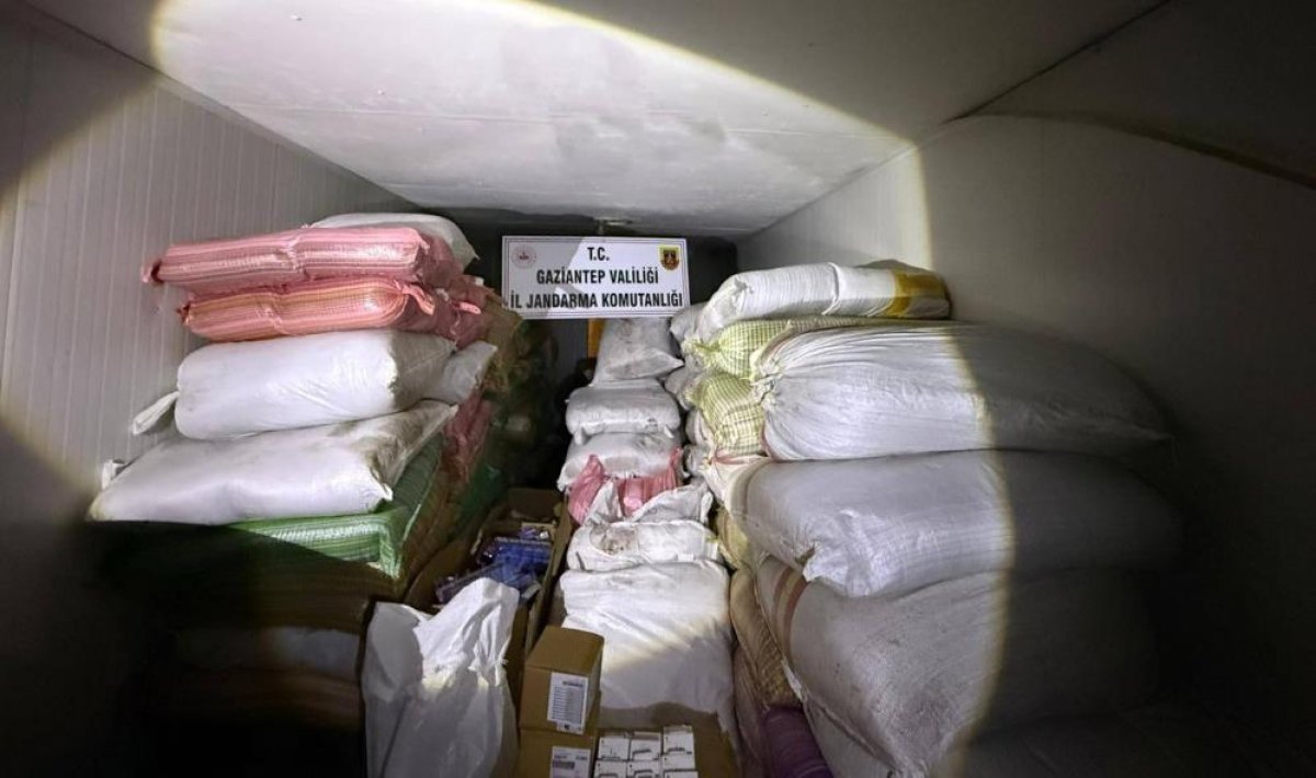 Gaziantep'te 6,8 Milyon TL Değerinde Kaçak Malzeme Ele Geçirildi