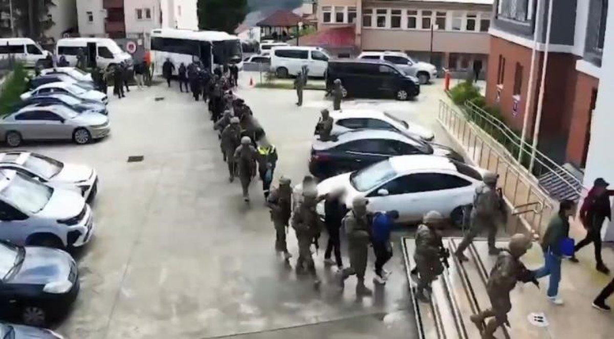 22 İlde Organize Suç Örgütlerine Operasyon: 32 Gözaltı