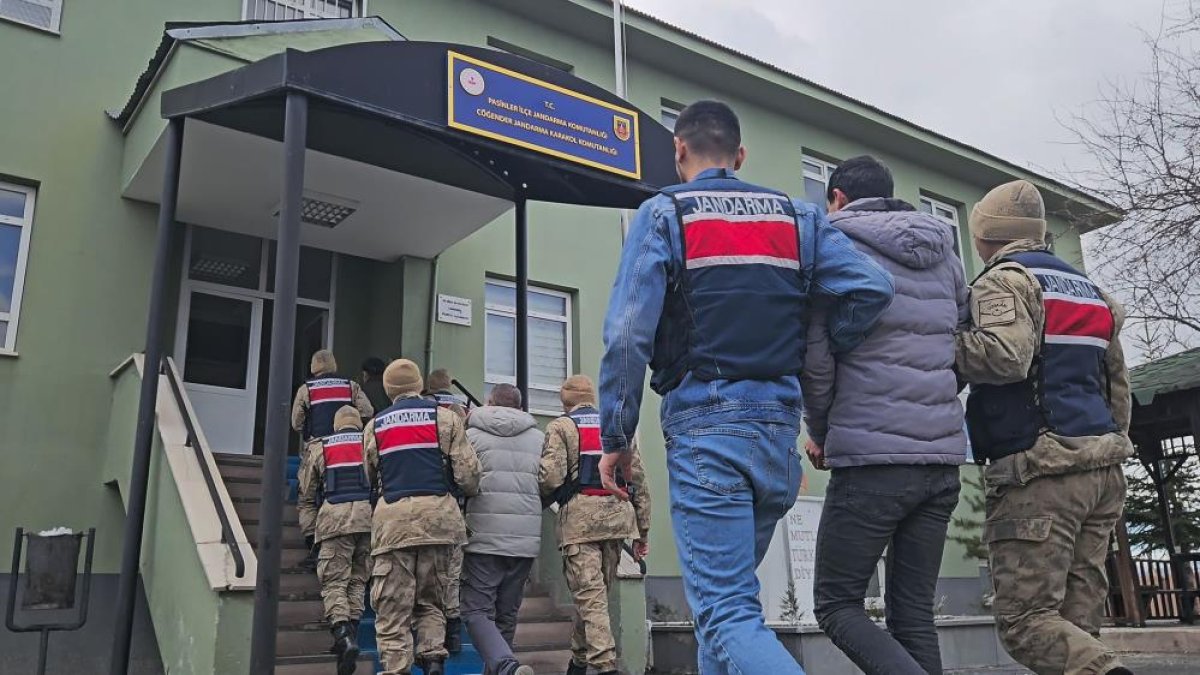 Erzurum’da 73 Düzensiz Göçmen Yakalandı