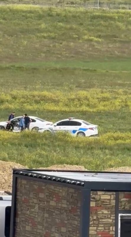 Husumetli İki Aile Arasında Çıkan Kavgada Silahlar Konuştu