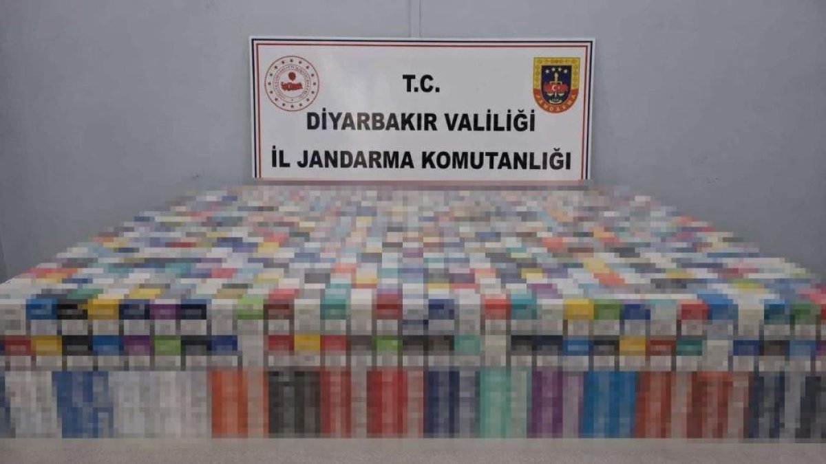 Diyarbakır’da 40 Bin Paket Kaçak Sigara Ele Geçirildi