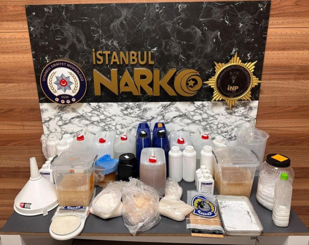 İstanbul'da Uyuşturucu Operasyonu: 30 Kilo Metamfetamin Ele Geçirildi