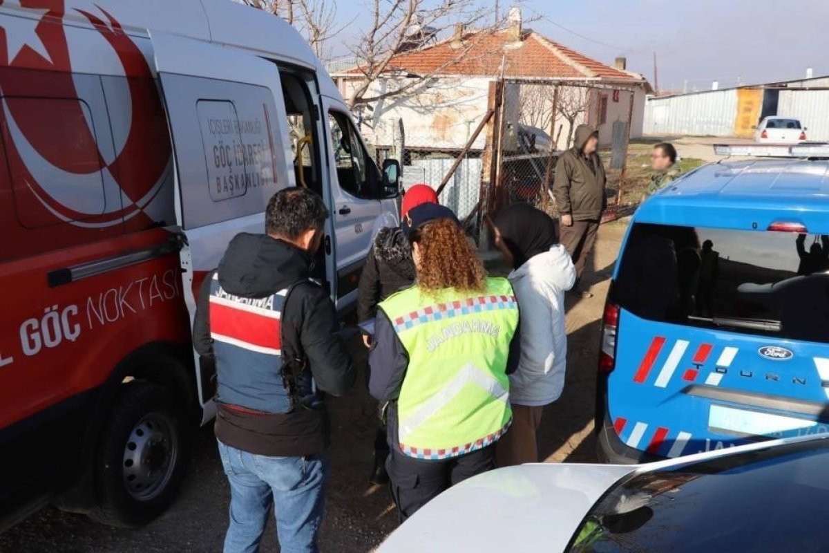 Düzce'de 3 Düzensiz Göçmen Yakalandı