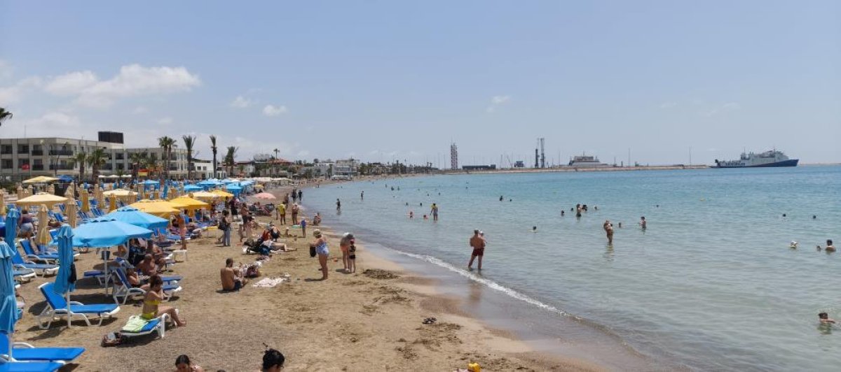 Mersin'de Deniz Sezonu Başladı: Rus Uçuşlarının İptali Bölge Turizmini Etkiledi