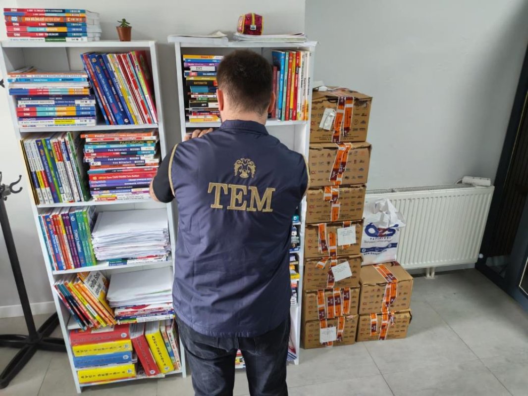 Kocaeli'de FETÖ'YE yönelik operasyonda 15 şüpheli yakalandı