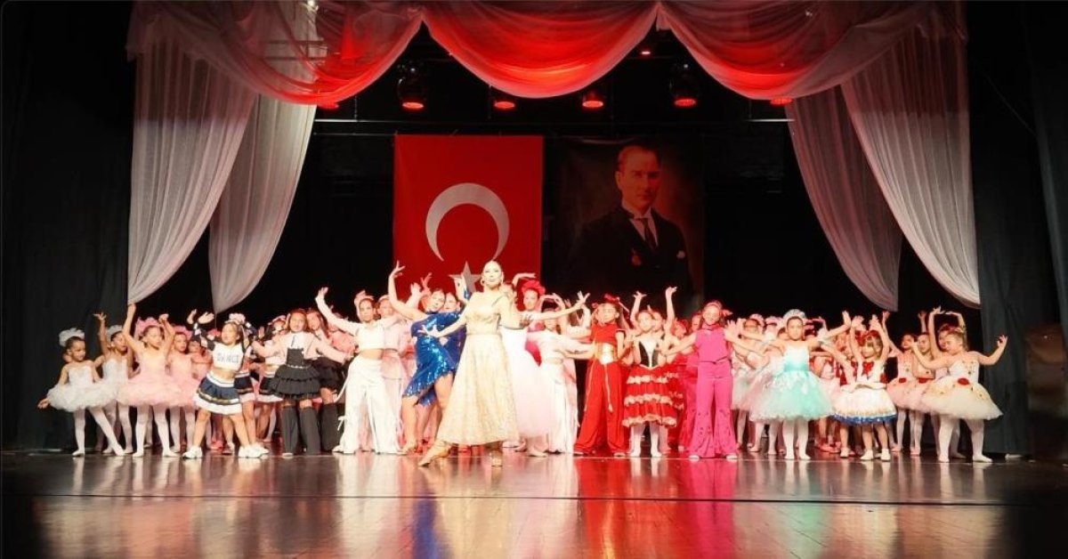 Aylar süren emek sahnede alkış aldı