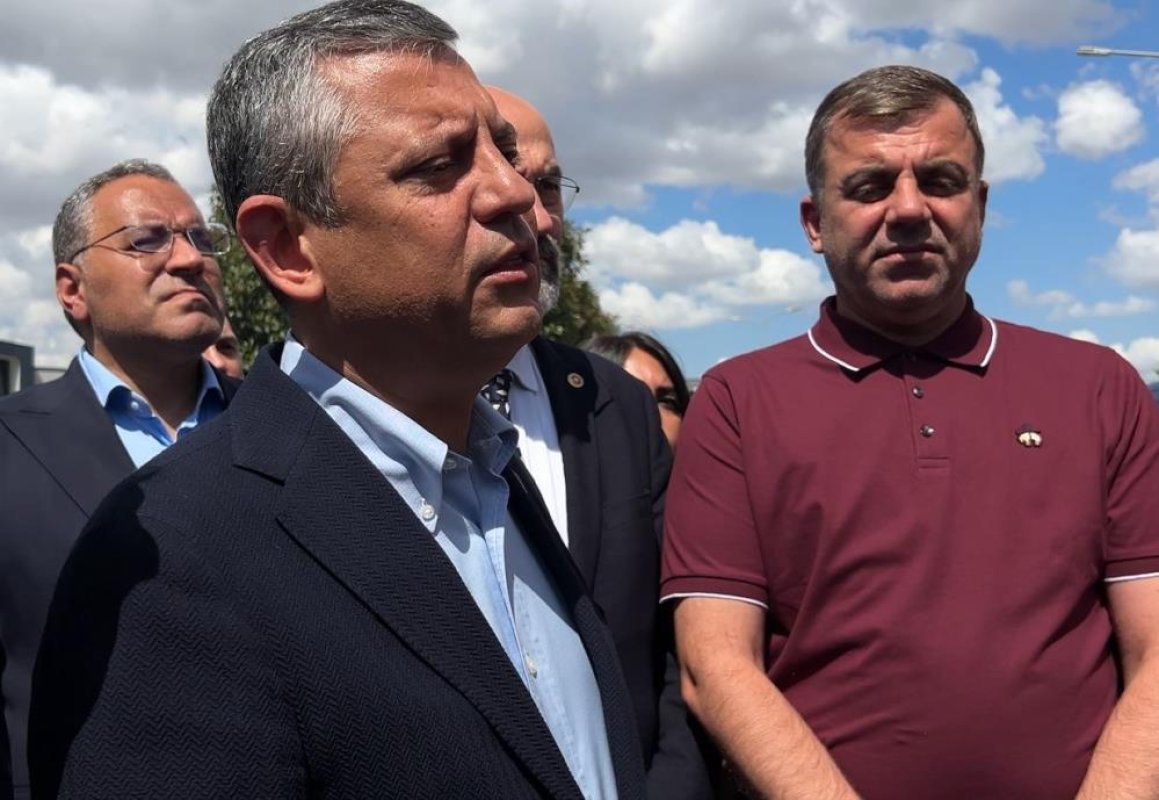 CHP Meclis Grup Başkanı Özgür Özel: "Ekrem başkanın savunma hakkı engellenir durumda"