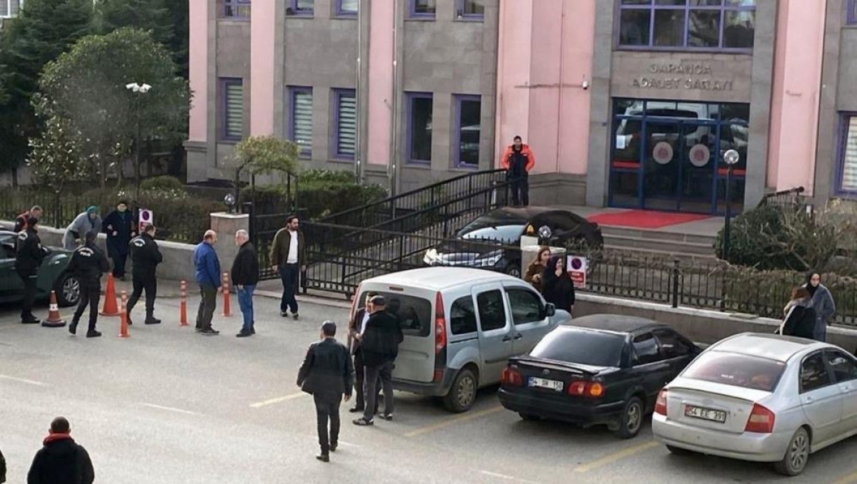 "Ters baktın" cinayetinde 2 sanığa müebbet talebi