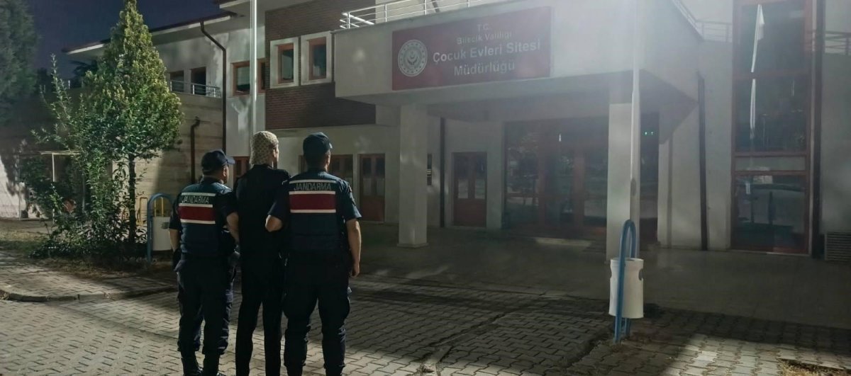 Bilecik'te ikamet izni, geçici koruma kimlik belgesi bulunmadığı halde seyahat eden 4 Suriyeli yakalandı