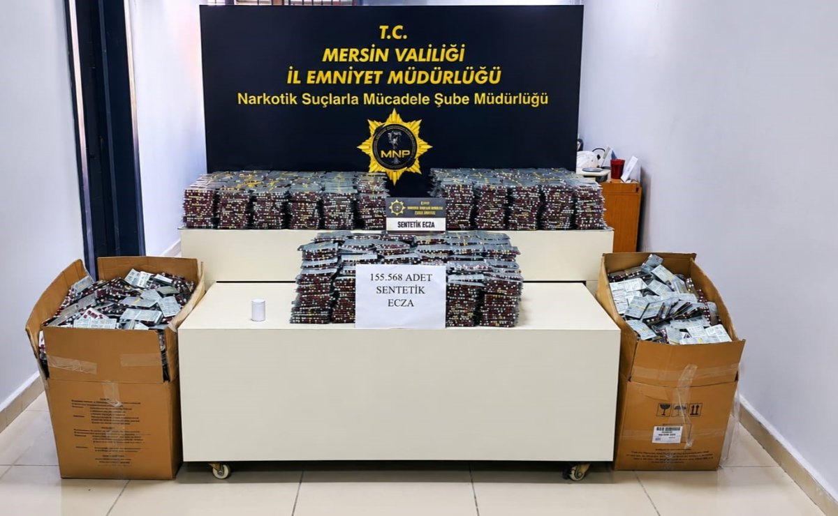 Mersin'de 155 bin 568 adet uyuşturucu hap ele geçirildi, 2 kişi tutuklandı