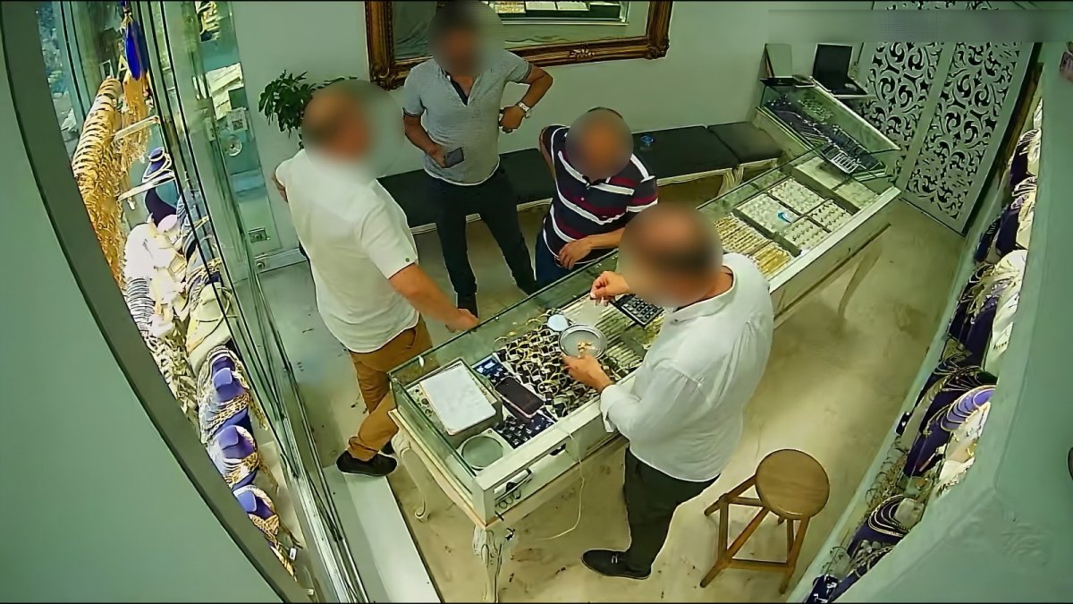 Kuyumculara sahte altın diş satan şüphelilere, polisten 'Gülen yüz' operasyonu