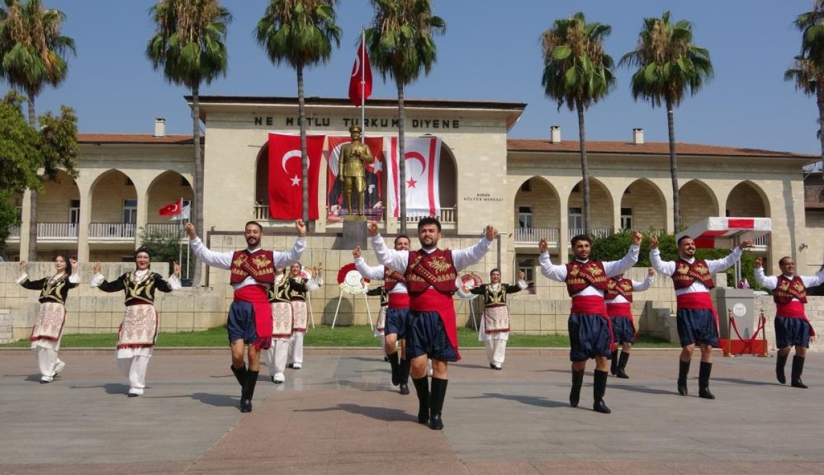 Mersin'de Kıbrıs Barış Harekatının 52. yıl dönümü törenle kutlandı