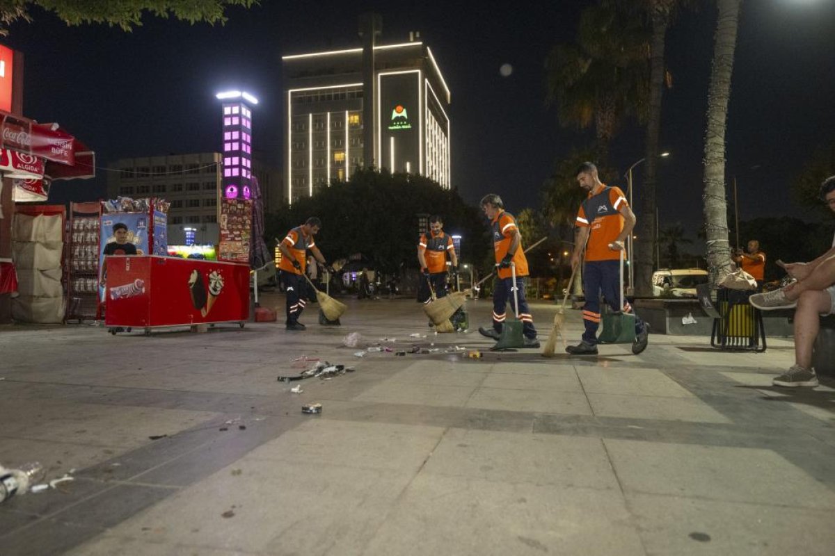 Mersin Büyükşehir Belediyesi temiz bir kent için sahada