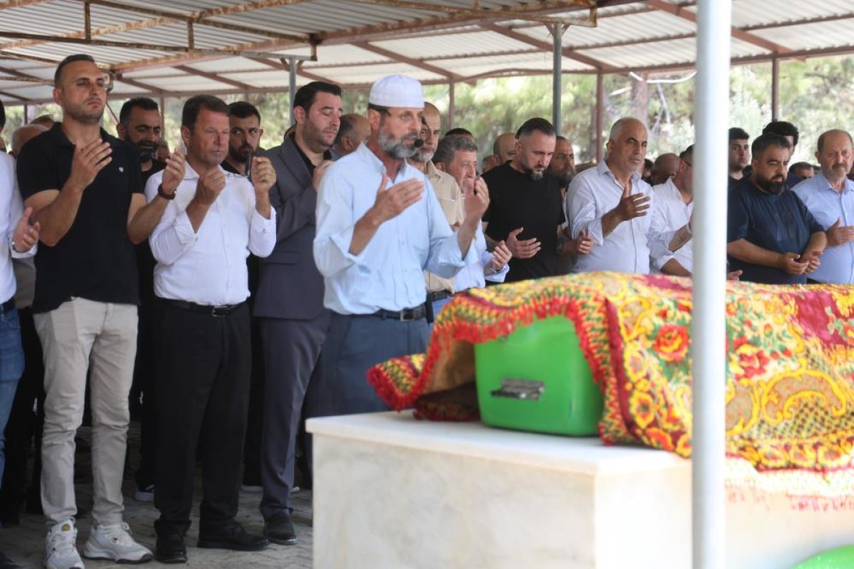Suudi Arabistan'da yangında ölen 4 Hataylı memleketlerinde toprağa verildi