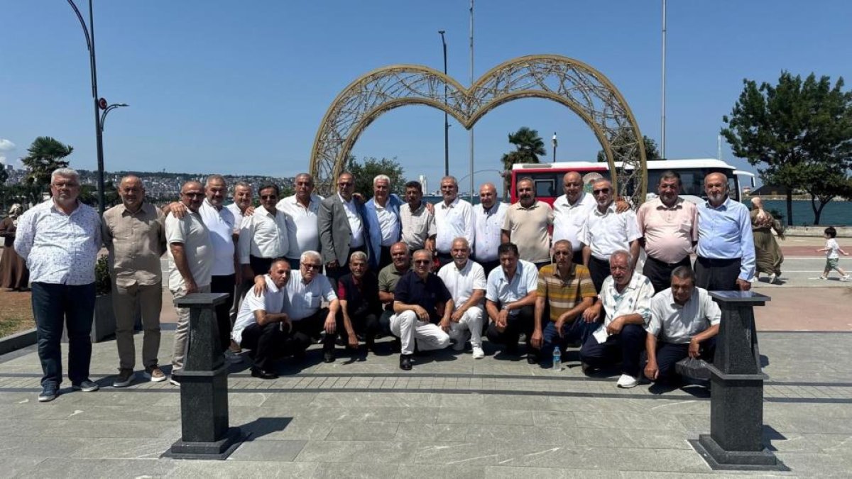 Samsun'da 41 yıllık ahde vefa: Sarayburnu Mehmetçikleri komutanlarıyla buluştu