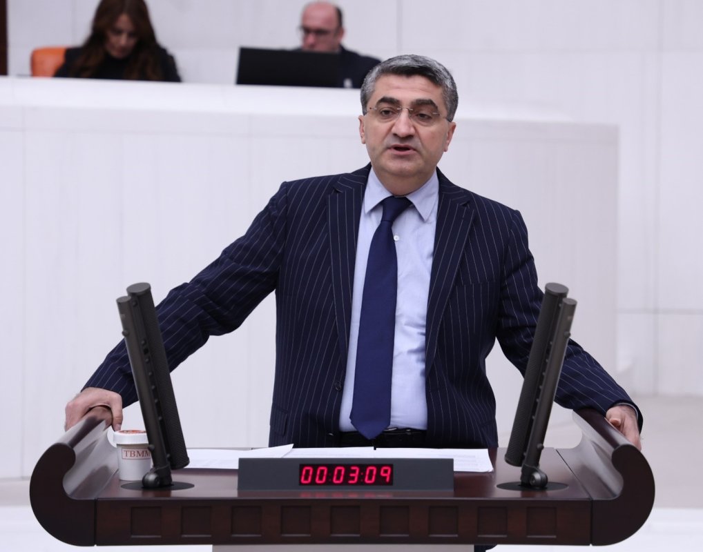 EKMEN: Suçla mücadelede esas olan adil yargı, caydırıcı infazdır