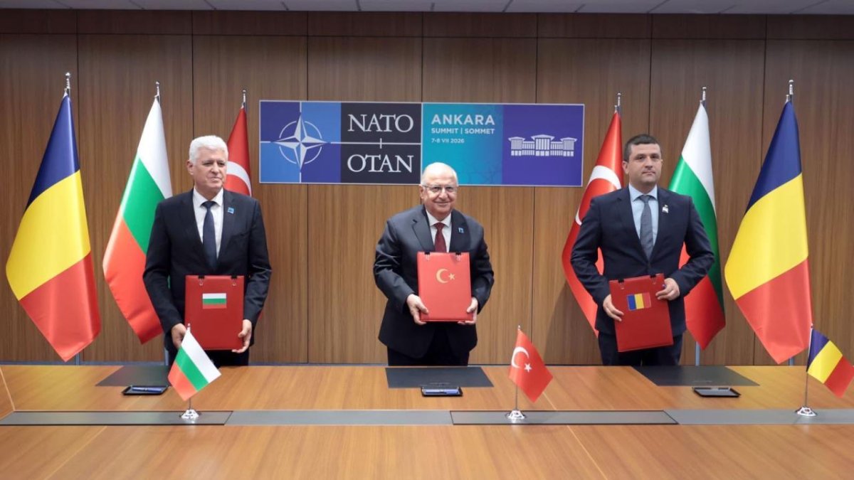 Bakan Güler, Bulgaristanlı ve Romanyalı mevkidaşlarıyla görüştü