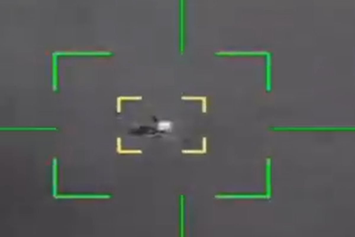 Basra Körfezi'nde Düşürülen ABD Uçağının Şok Görüntüleri Yayınlandı