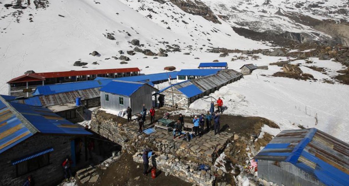 Everest'e Çıkan Dağcılara Karbonat Vererek Milyonluk Dolandırıcılık Ağı Kurdular