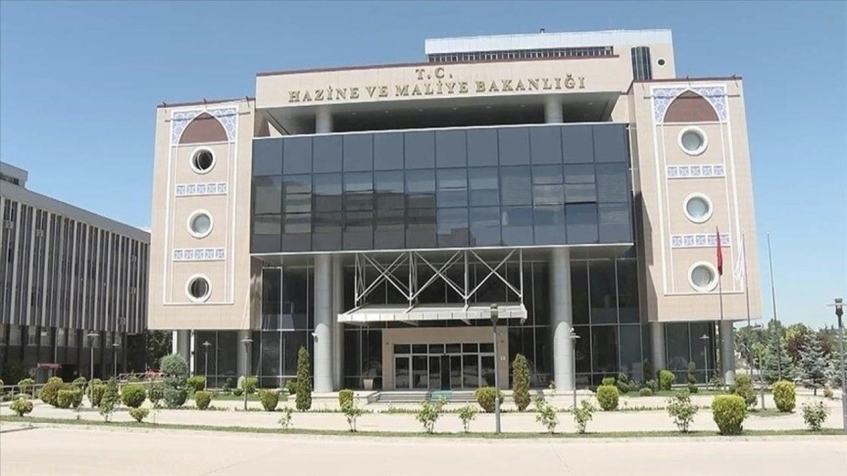 Hazine Ve Maliye Bakanlığı'ndan "Emekli Maaşı" Haberlerine Yalanlama