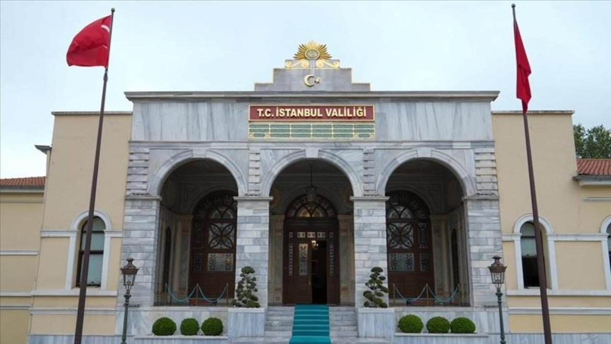 İstanbul Valiliği Yol Kenarı Yangınlarına İlişkin İlgili Kurumları Uyardı