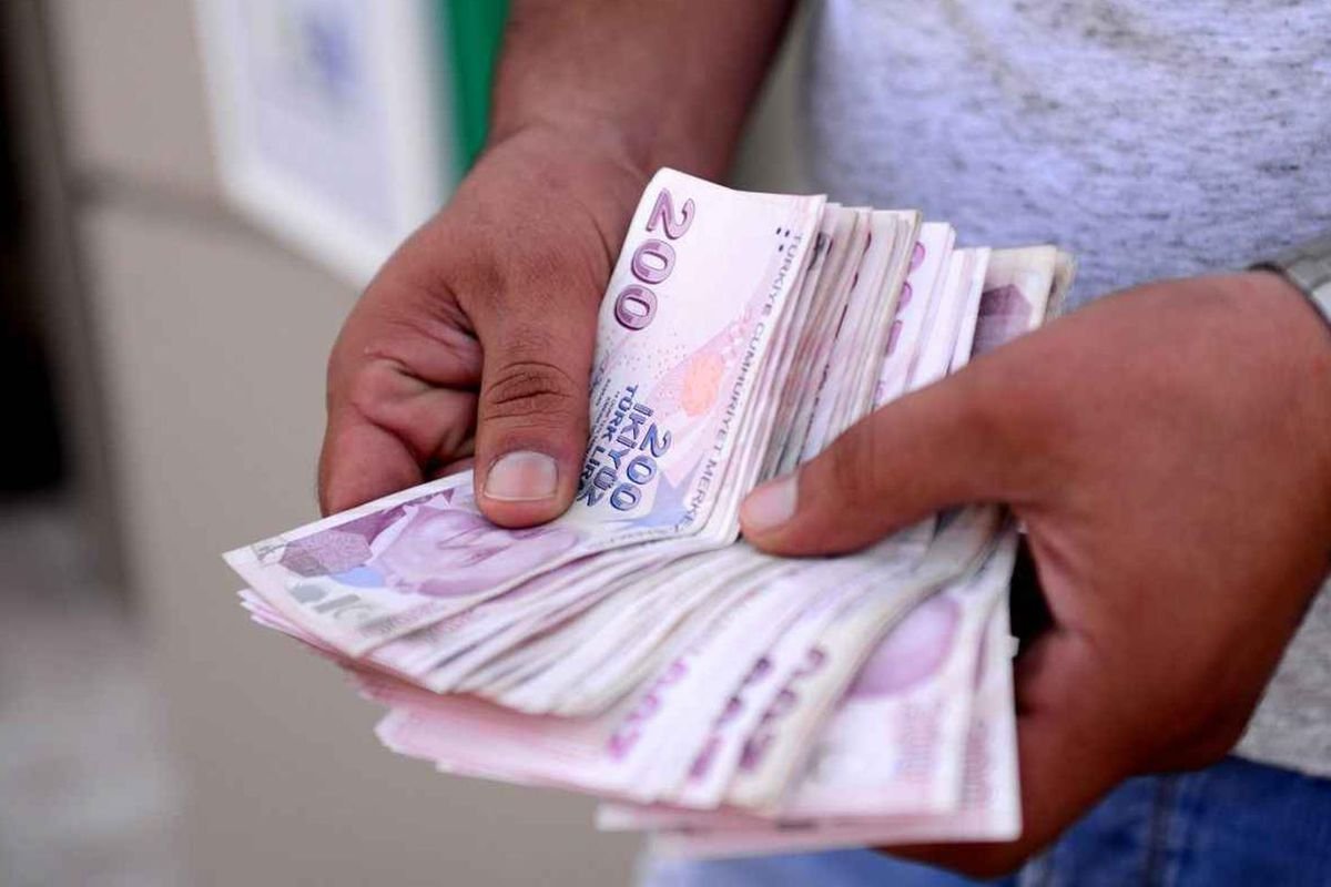 Petrol Fırladı, Akaryakıta Zam Geliyor