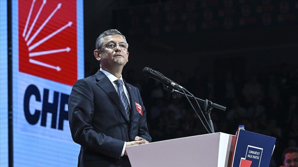 Özgür Özel: "Cumhuriyet Halk Partililer Karar Verene Kadar Hiçbir Yere Gitmiyorum"